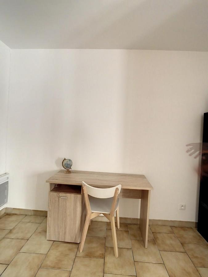 Grand Appart Spacieux Hyper Centre Gare 2Pers Troyes Exterior foto